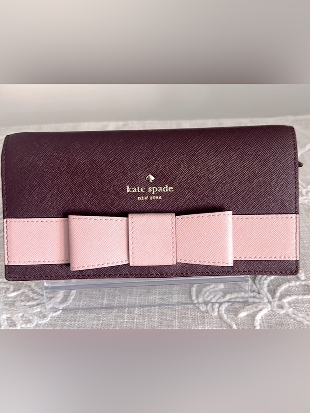 Kate Spade EUC Saffiano Plum & Pink Bow Leather Bifold Continental Wallet EUC